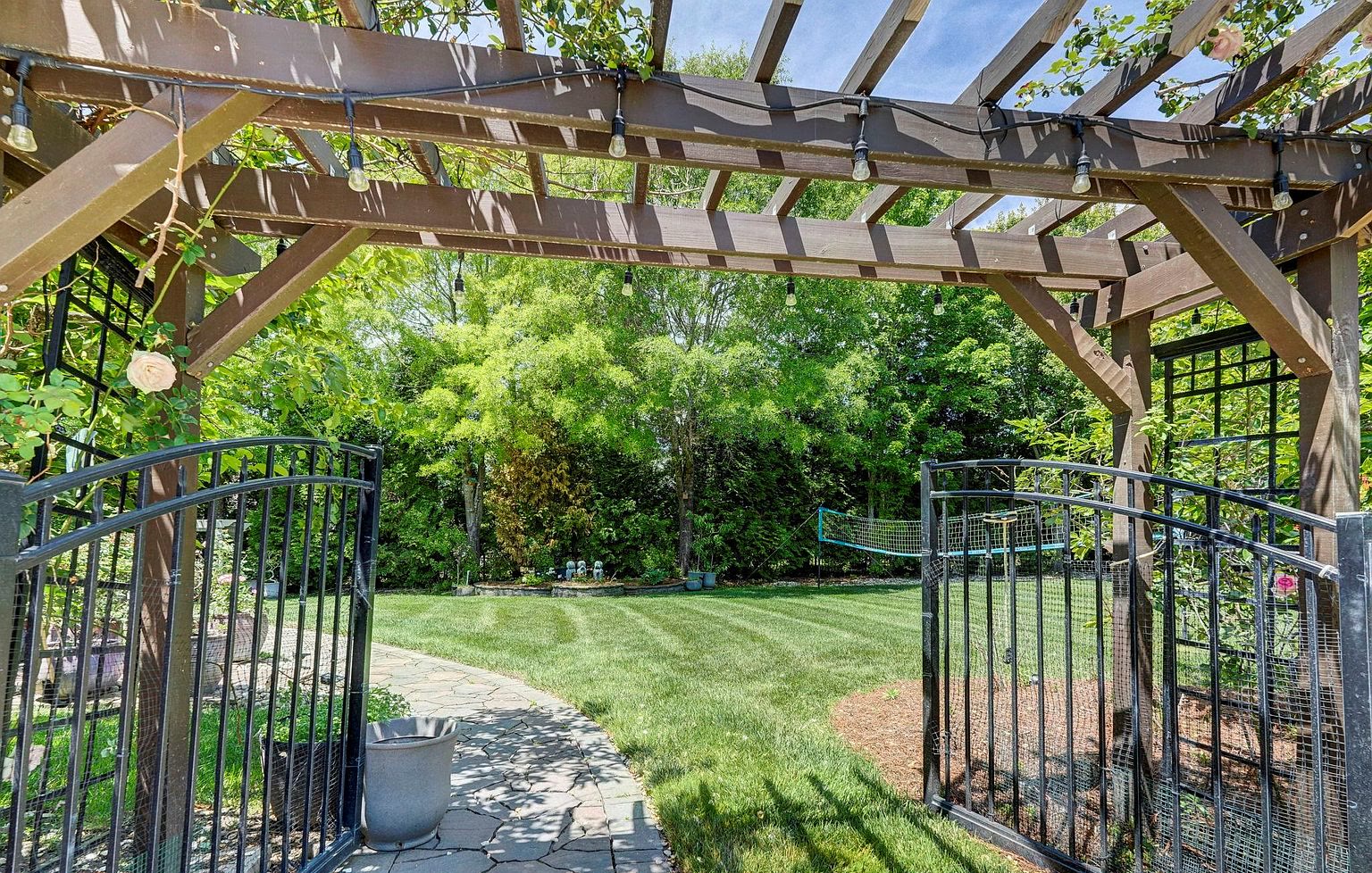 725 Wild Berry Court photo 2
