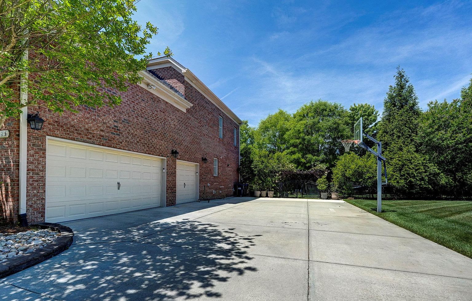 725 Wild Berry Court photo 3